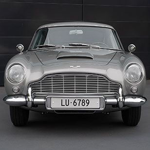Aston Martin DB5 Goldfinger Continuation for sale sbx auctions