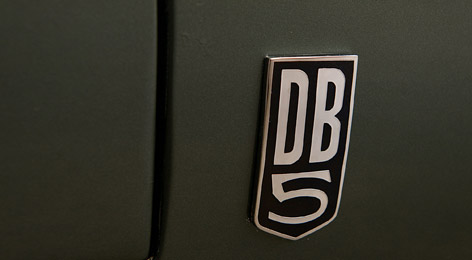 Aston Martin DB5 auction 3