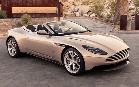 Aston Martin DB11 Volante front