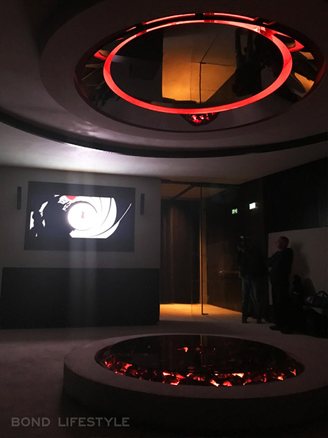 007 Elements solden gaislachkogl james bond lair