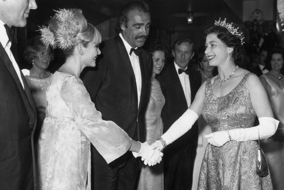 you only live twice james bond premiere queen elizabeth sean connery
