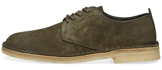 photo © Clarks Clarks Originals Desert London in Pine Green suede and White Crepe Sole