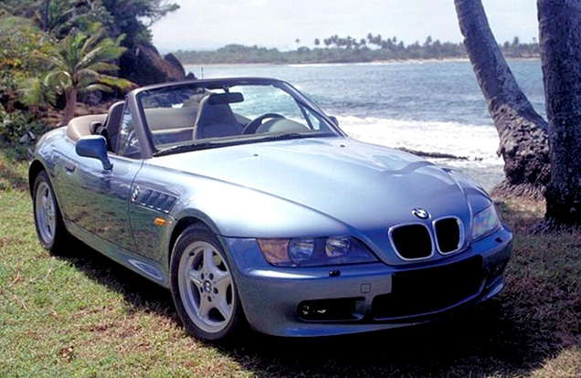 photo © MGM, United Artists, Danjaq LLC The BMW Z3, a pre-production model, used for the GoldenEye filming