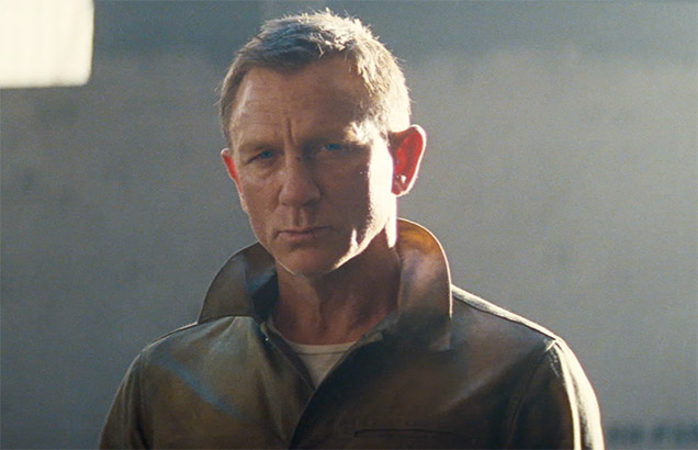 photo © Danjaq LLC, MGM, United Artists Daniel Craig as James Bond, wearing Rogue Territory Waxed Ridgeline Supply Jacket in No Time To Die