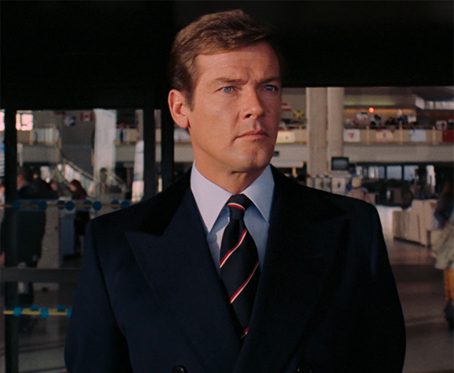 photo © Danjaq LLC, MGM, United Artists Roger Moore as James Bond arrives in New York in Live And Let Die.
